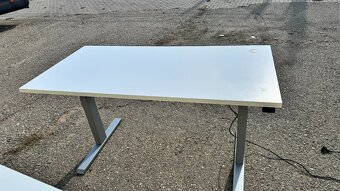 Kancelářské stoly el. výškově stavitelné - 3