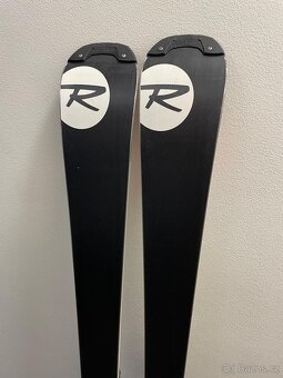 Sjezdové lyže Rossignol + hůlky - 3