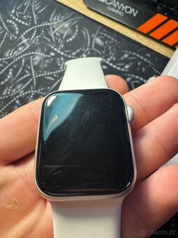 Apple Watch Series 5 - 3