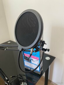 Studio Set mikrofonu se stojanem a pop filtrem - 3