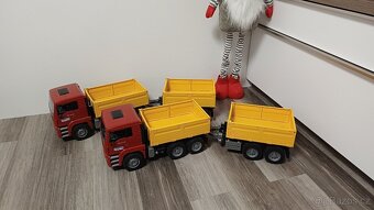 Bruder 2756 MAN s vlekem - 3