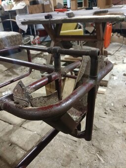 Dvoukolý historický vozík za motocykl - rám - 3