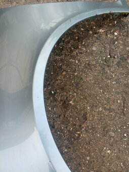 Škoda Octavia 2 face levý přední blatník - 3