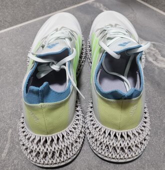 Nové tenisky Adidas 4D - 3