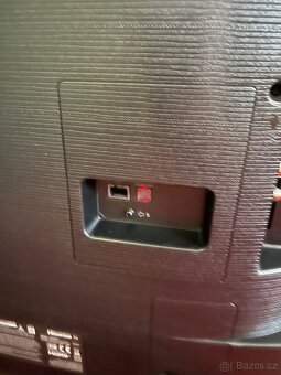 Televize Hisense Qled 4K - 3