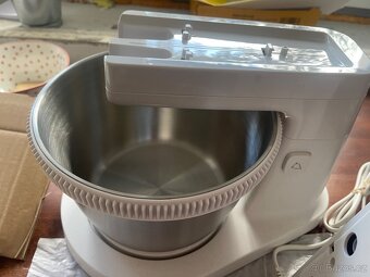 Robot, mixer nrpouzity - 3