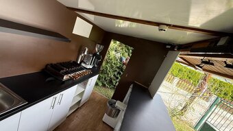 Plně vybavený stánek na rychlé občerstvení/kávu/trdelníky - 3