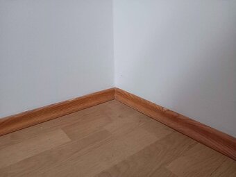 Podlahová soklová lišta - 48m - 3