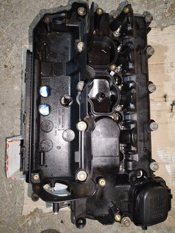 Hlava válců  komplet + kryt ventilů bmw e46 320d 110kw - 3