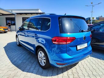 TOP NABÍDKA: skoro nový VW TOURAN - 3