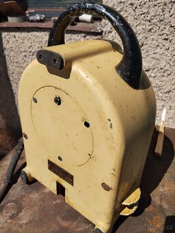 Robot UKS E20 - pohonná jednotka - 3