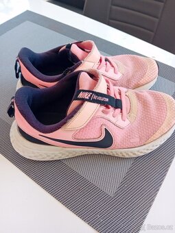 Kecky Nike - 3