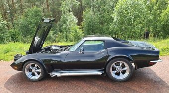Chevrolet Corvette C3 T-Top - 3