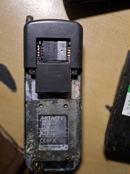 HITACHI - 3