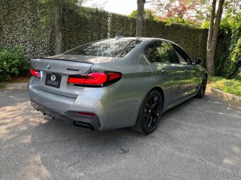 2023 BMW 5 Series M550i xDrive AWD 4..4 - 3