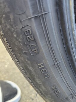 Bridgestone 245/45/18 letní - 3