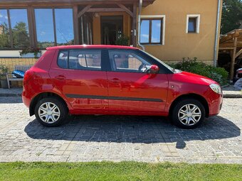 ŠKODA FABIA II 2008 1.4i 16v AMBIENTE - 3