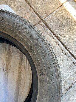 Nokian 235/60 r18 WR SUV 3 - 3