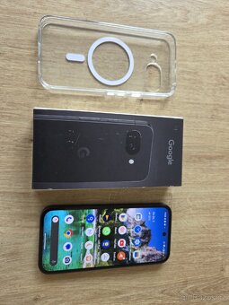 Google Pixel 9a 5G 8 GB / 128 GB černý - 3