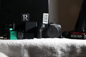Canon RP + Příslušenství + 7 baterií - 3