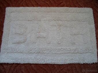 Bílá koupelnová předložka - 3