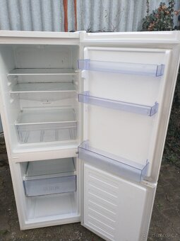 Daruji za odvoz Lednice s mrazákem Beko - 3