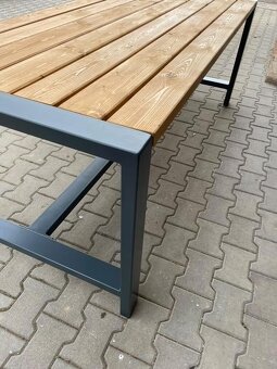 Prodám zahradní stůl - 3