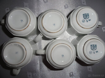 Hrnečky s podšálky - 3