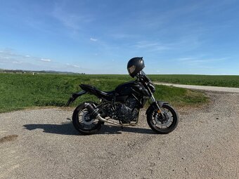 Yamaha mt-07 - 3