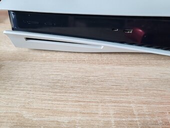 Playstation 5 s mechanikou - 3