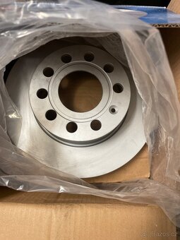 Kotouče BOSCH 0 986 479 B78 - 3