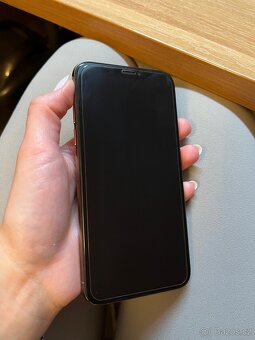 iPhone XS, 64 GB, zlatý/ plně funkční/ příslušenství - 3