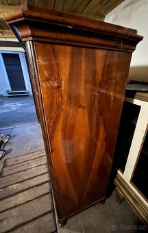 Šatní skříň biedermeier - 3