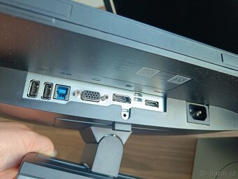 21.5" Dell P2217H Professional - 3