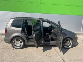 VW Touran 1.6 TDi 77kw manuál - 3