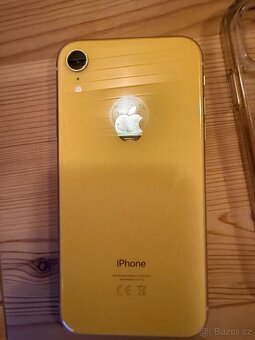 Apple XR 64 GB jako nový - 3