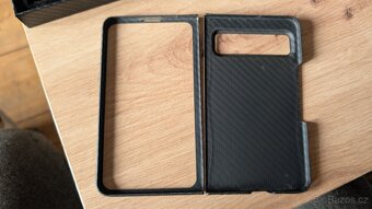 Pixel Fold karbonové ultra tenké pouzdro s magsafe - 3