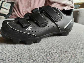 Tretry Rockrider XC vel. 40 - 3