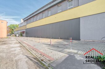 Pronájem komerčního prostoru, 17 m2, ul. Jaroslava Vrchlické - 3