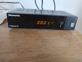 TV Samsung UE46ES6530s + set top box Skyworth SKW T21 - 3