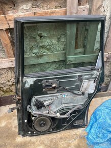 Prave zadni dvere Volvo V70 - 3