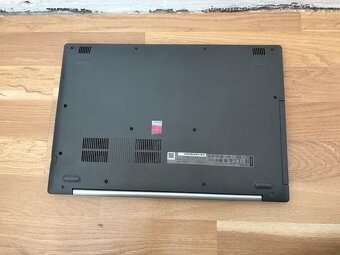 Lenovo ideapad 320-15IKB - Win10/4GB/240GBSSD/Intel UHD Grap - 3