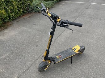 Prodám elektrickou koloběžku Mukuta 9 Plus verze 19Ah - 3