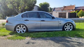 Bmw e90 330i 190Kw - 3