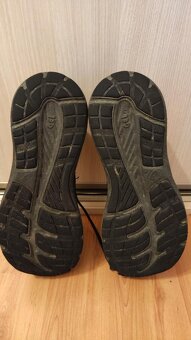 tenisky Asics velikost 40,5 / 25,75 cm - 3