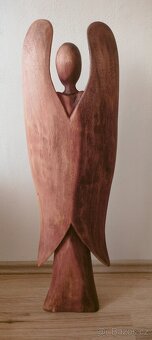 Dřevěná soška anděla - 3
