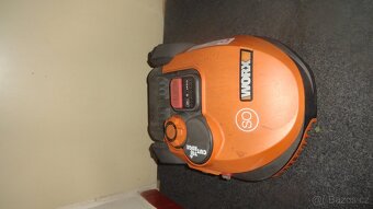 Worx-robotická sekačka - 3