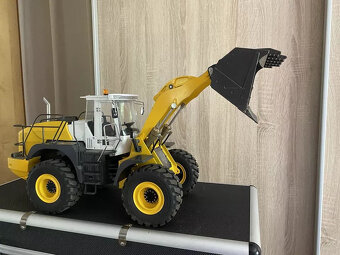 RC kolový nakladač 114 - 3