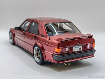 Mercedes 190 E 1:18 Ottomobile - 3