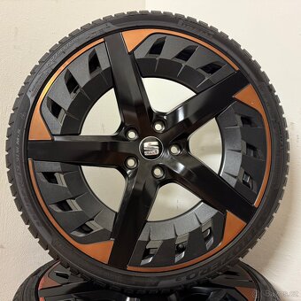 CUPRA LEON AERO 5x112 R19 ET49+ZIMNÍ 235/35R19 7,5mm - 3